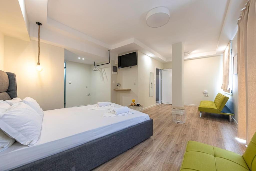 Smart Apartments Атина Екстериор снимка