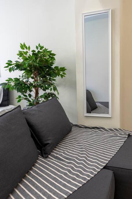 Smart Apartments Атина Екстериор снимка