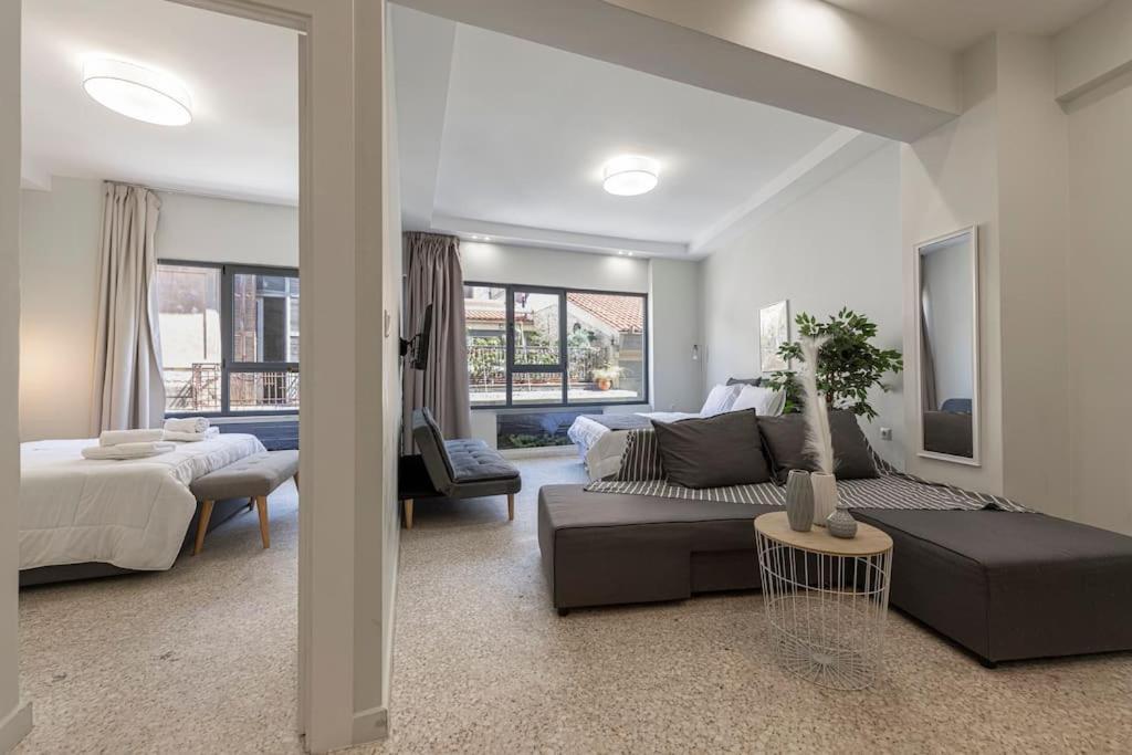 Smart Apartments Атина Екстериор снимка